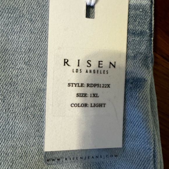 New With Tags 1X Risen Jeans And XL White Birch Top - Picture 7 of 8